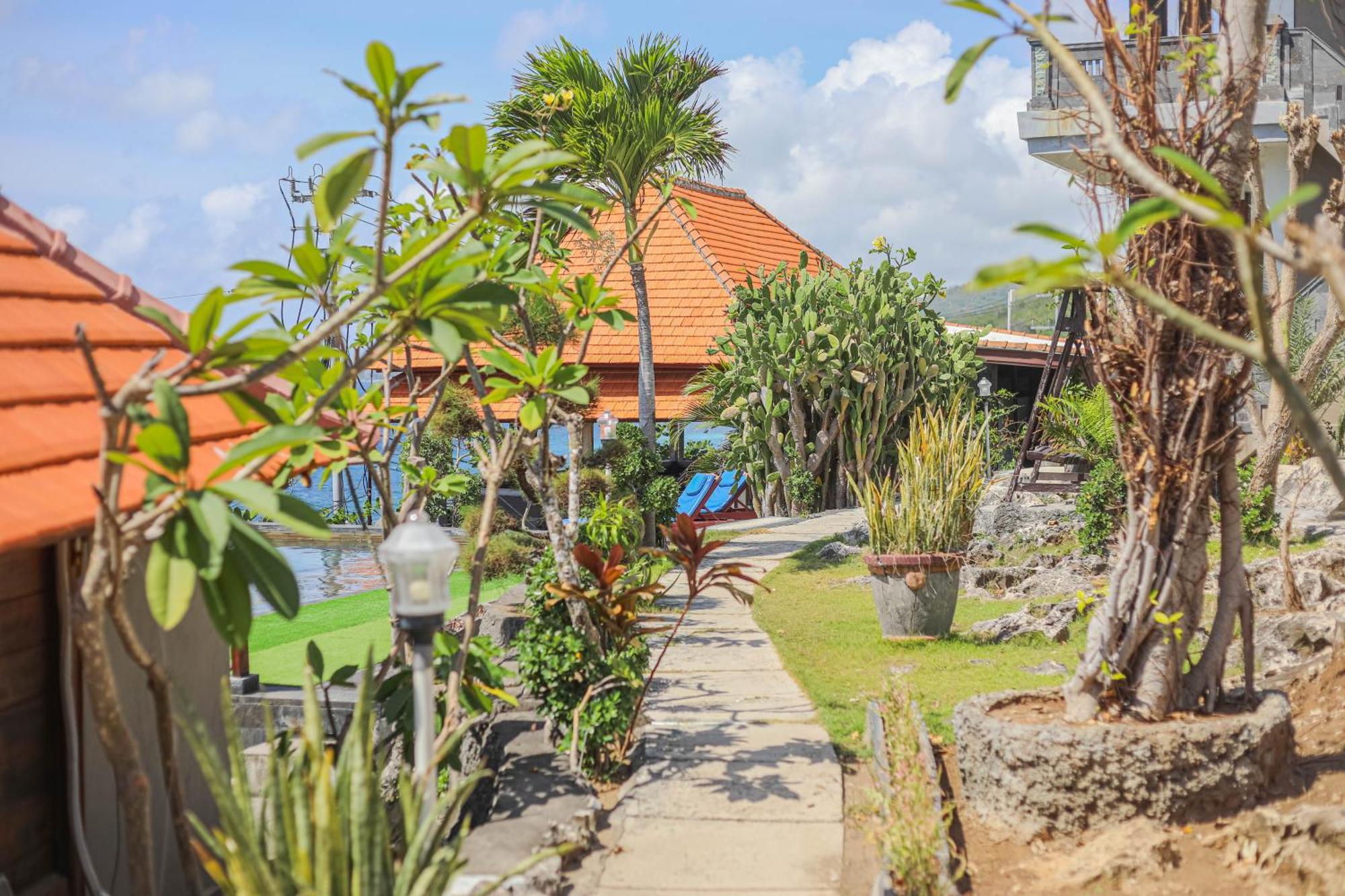 Manta Cottages With Sea View Batununggul Eksteriør billede