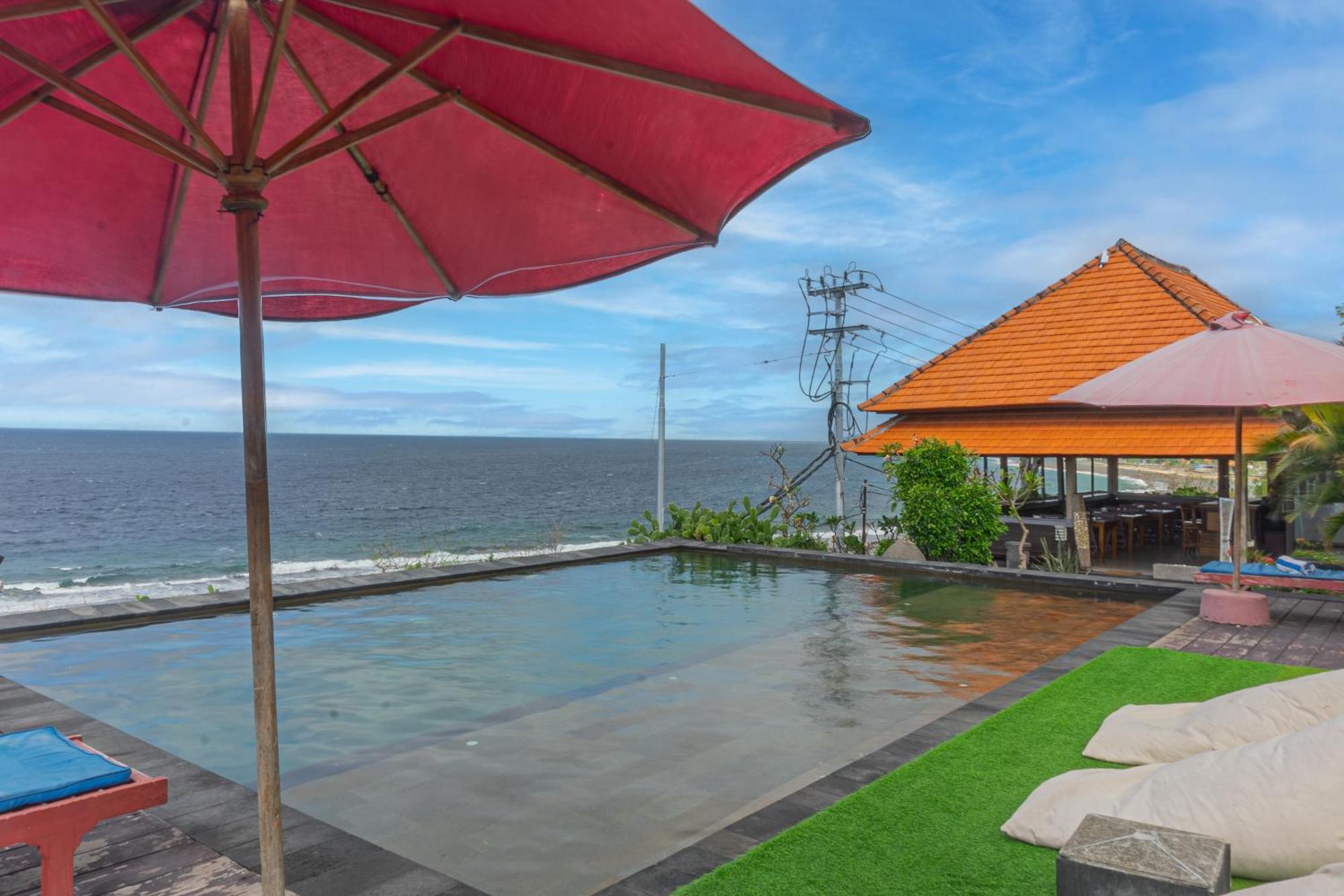 Manta Cottages With Sea View Batununggul Eksteriør billede